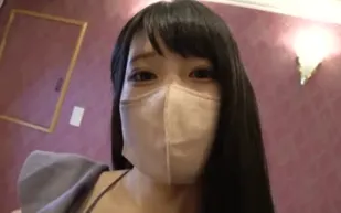 FC2PPV-3825585 擁有豐滿潮吹高潮的清純苗條美女