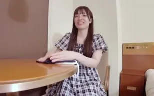 FC2PPV-4745559 黑髮美腰纖細游泳社員