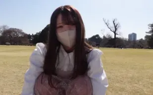 FC2PPV-3695183 高中時代沉浸於學習的可愛少女