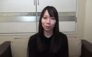 FC2PPV-3304050 我帶了一個苗條的女人回家把她當作玩具
