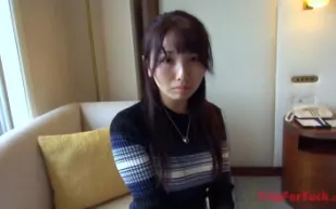 FC2PPV-3289737 像女播音員一樣美麗的人妻