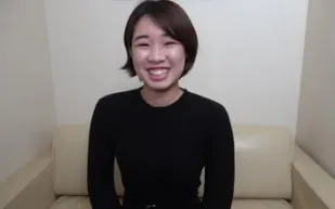 FC2PPV-3156940 當我脫掉這個宅女的衣服時