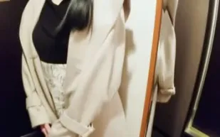 FC2PPV-4702450 白皙美體女僕咖啡店少女與奇蹟般的一夜情