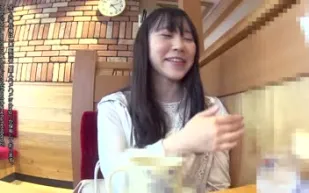 FC2PPV-3149308 擁有巨乳和纖細身材的性感網路偶像