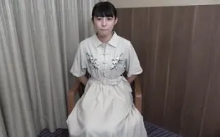 FC2PPV-4588403 中出愛笑清純美少女