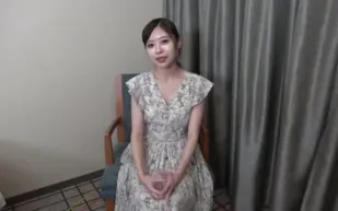 FC2PPV-3192962 白皙肌膚的醫學系女學生