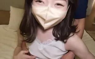 FC2PPV-2933984 白皙苗條的美女