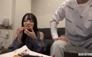 FC2PPV-2946389 場外約會露出的自然身材太過性感