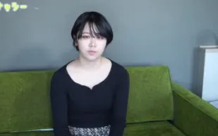 FC2PPV-2885099 短髮氣質沉穩的女大學生