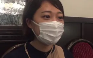 FC2PPV-4787780 長相清純酷似生駒里奈的JD