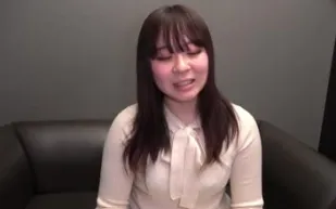FC2PPV-4792465 白皙迷人的身材