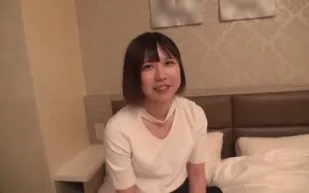 FC2PPV-4579394 對丈夫厭倦的人妻肉慾