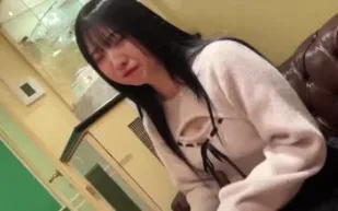 FC2PPV-4804475 長相酷似某位著名偶像的超級美女