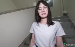 FC2PPV-4804234 身材苗條的麻美在女僕咖啡廳工作