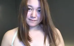 FC2PPV-1621614 完全顛覆形象的超級性感女孩
