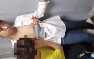 FC2PPV-1477563 一個已婚人妻喜歡被另一個男人操