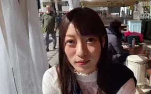 FC2PPV-1401178 女大學生校園小姐