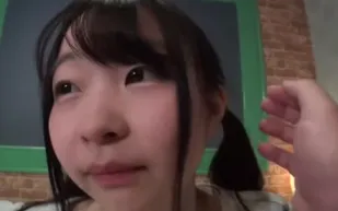 FC2PPV-1386732 超級可愛的女大學生