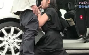 FC2PPV-4847139 喜歡被灌精的G罩杯人妻
