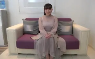 FC2PPV-4569259 G罩杯咖啡廳員工長著一張娃娃臉可愛極了