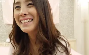 FC2PPV-1107895 私攝G罩杯大奶妻瑪希魯30歲獨自帶孩子與大學生在賓館偷情實錄幸福笑容下的連續高潮的秘密婚外性行為