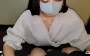 FC2PPV-3157617 身材豐滿腰肢纖細的美麗水煙吧女招待