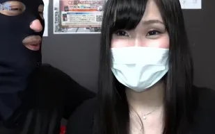 FC2PPV-1069102 初次拍攝膚色白皙美麗肌膚完美胸部的三十五歲熟女老師私密失身連發兩次現場射精