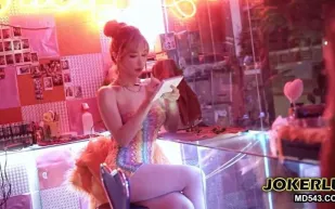 第一天上大夜班就被2個客人騷擾 辛尤里 